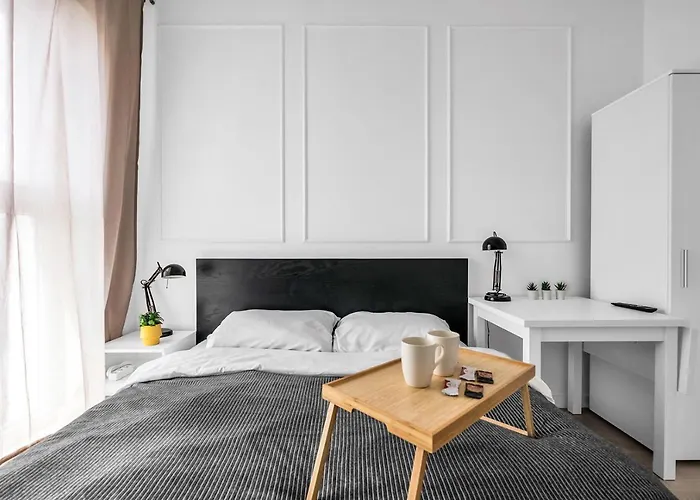 Apartment Rondo Daszynskiego N1 - Parking, 8th Floor, View, Subway - By Rentujemy