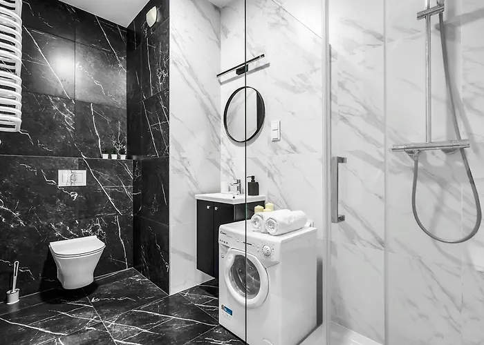 Apartment Rondo Daszynskiego N1 - Parking, 8th Floor, View, Subway - By Rentujemy