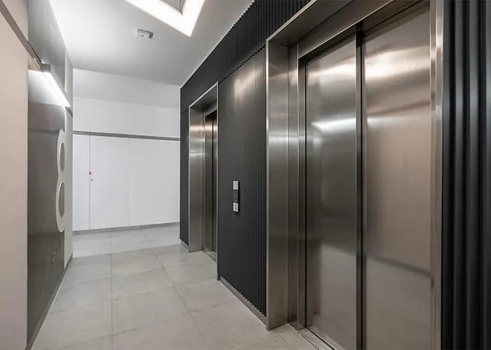 Apartment Rondo Daszynskiego N1 - Parking, 8th Floor, View, Subway - By Rentujemy Warsaw