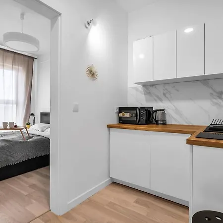 Rondo Daszynskiego N1 - Parking, 8th Floor, View, Subway - By Rentujemy *