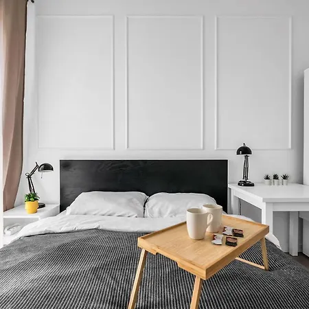 Lejlighed Rondo Daszynskiego N1 - Parking, 8th Floor, View, Subway - By Rentujemy