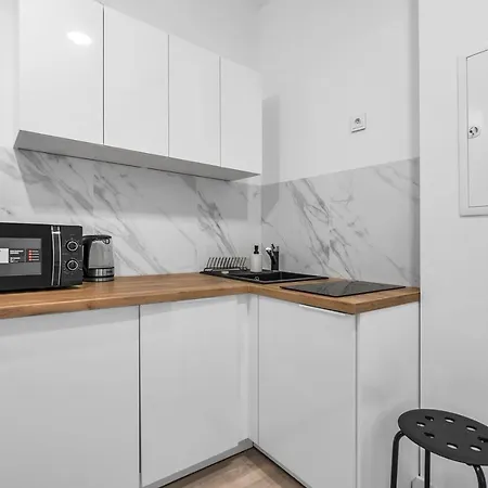 Rondo Daszynskiego N1 - Parking, 8th Floor, View, Subway - By Rentujemy *